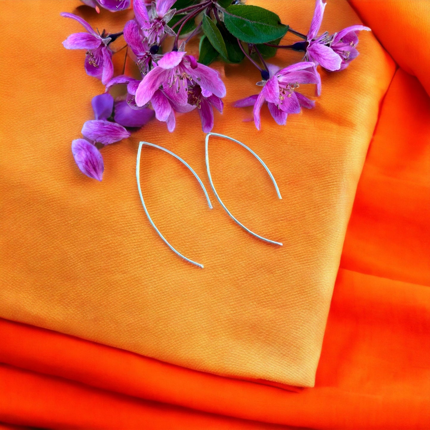 Simply silver open angular hoop